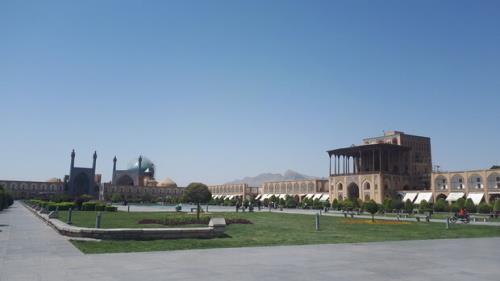 هوای سالم اصفهان در شانزدهمین روز بهار