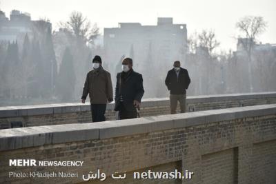 شاخص هوای اصفهان در ۱۳ منطقه قرمز و نارنجی است