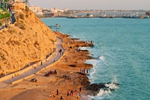 تهیه نقشه پهنه بندی آلودگی سواحل مکران