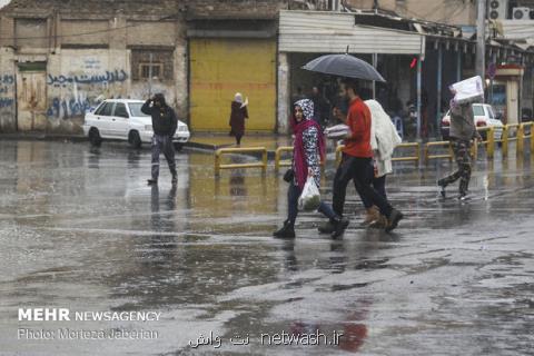 اغلب مناطق كشور بارانی است، فردا هوای تهران صاف می شود
