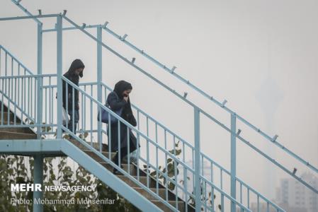 آلودگی هوا ۱۲ هزار نفر را راهی مراكز درمانی كرد