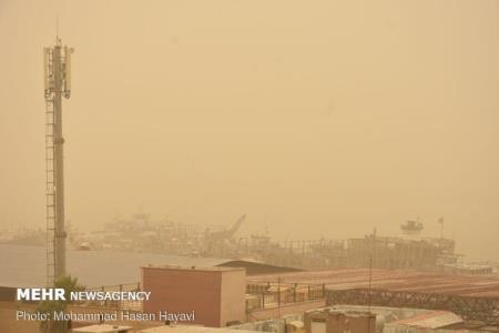رگبار باران در شمال غرب و گرد و خاك در شرق كشور
